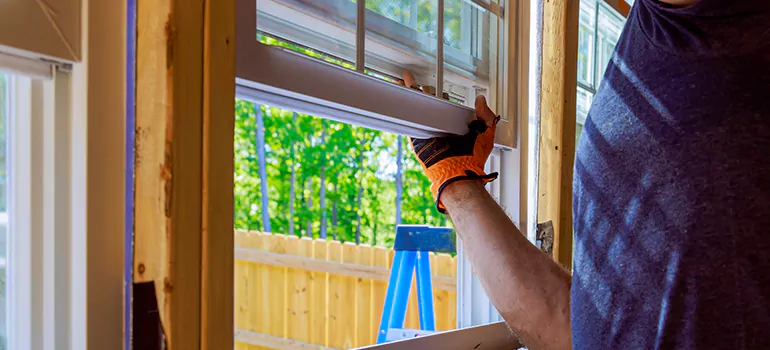 >Bay Window Curtain Rail Track in San Bruno, CA